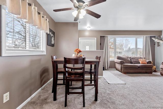 29615 Rosslyn Avenue, Garden City, MI 48135