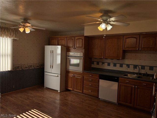 3301 Charles Drive Drive, Vienna, WV 26105