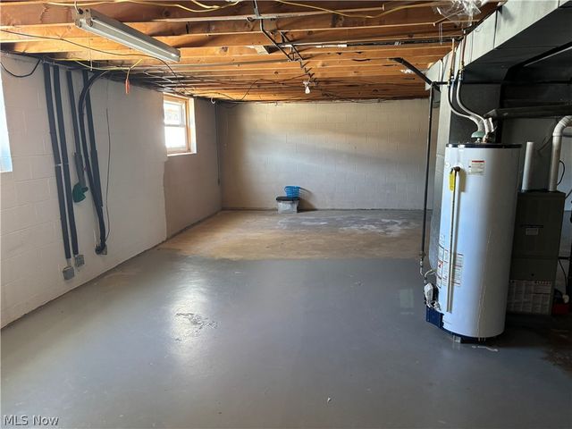 3301 Charles Drive Drive, Vienna, WV 26105