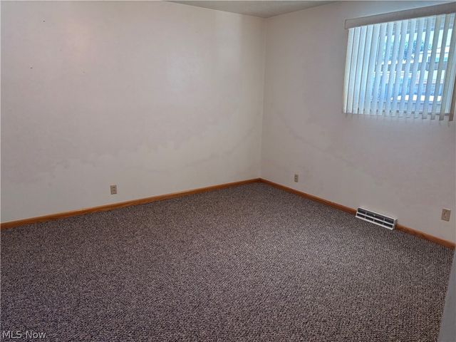 3301 Charles Drive Drive, Vienna, WV 26105