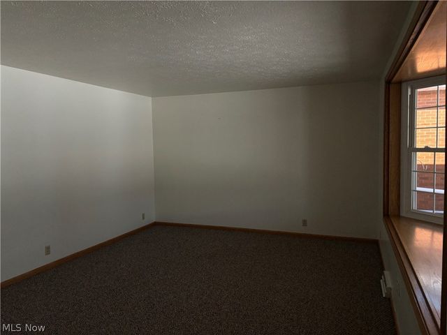 3301 Charles Drive Drive, Vienna, WV 26105