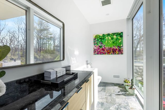 50005 High Point Lane, New Buffalo, MI 49117