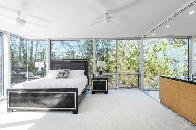 50005 High Point Lane, New Buffalo, MI 49117