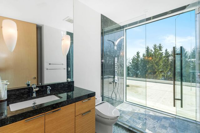 50005 High Point Lane, New Buffalo, MI 49117