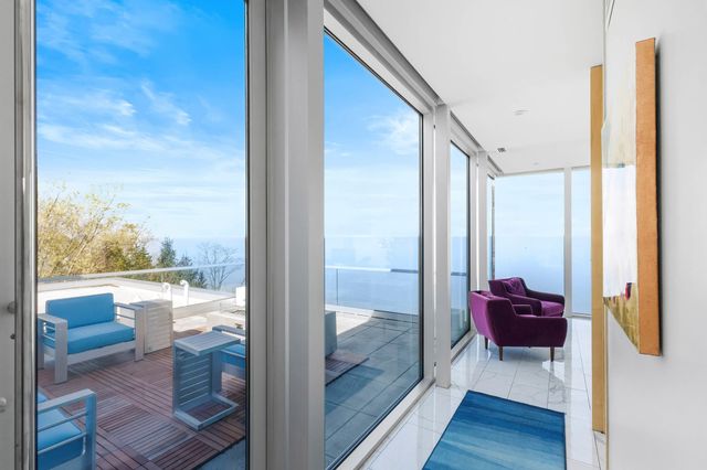 50005 High Point Lane, New Buffalo, MI 49117