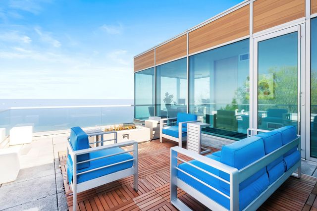 50005 High Point Lane, New Buffalo, MI 49117