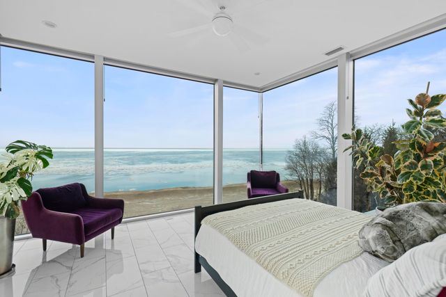 50005 High Point Lane, New Buffalo, MI 49117