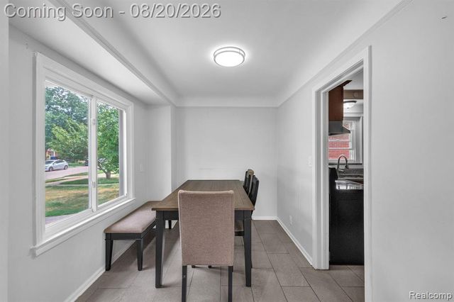 7267 Fenton Street, Dearborn Heights, MI 48127