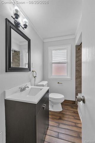 7267 Fenton Street, Dearborn Heights, MI 48127