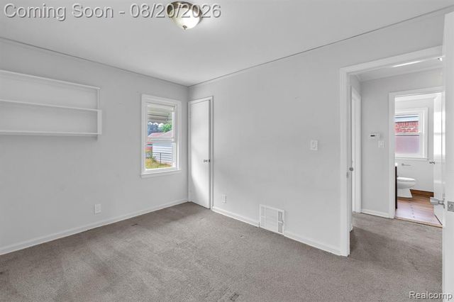 7267 Fenton Street, Dearborn Heights, MI 48127