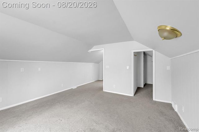 7267 Fenton Street, Dearborn Heights, MI 48127