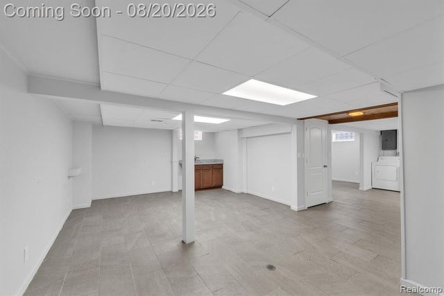7267 Fenton Street, Dearborn Heights, MI 48127