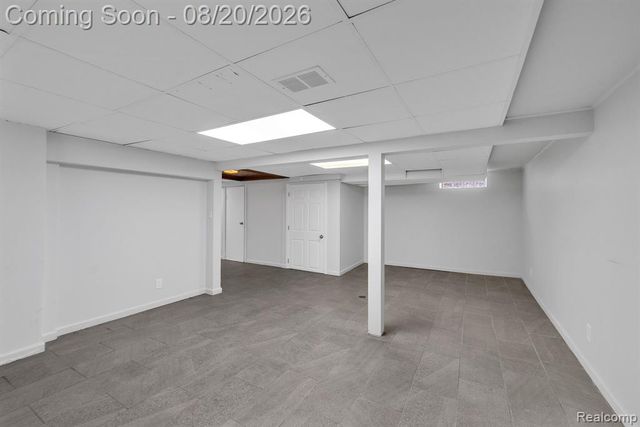 7267 Fenton Street, Dearborn Heights, MI 48127