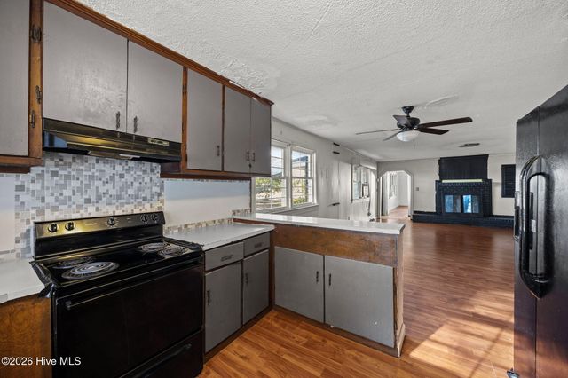 1358 Warrentown Road, Snow Hill, NC 28580