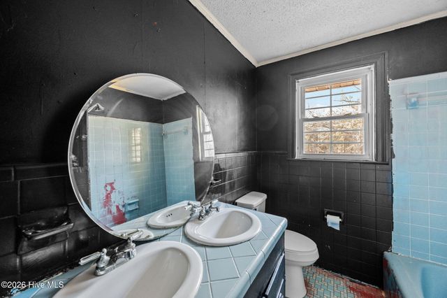 1358 Warrentown Road, Snow Hill, NC 28580