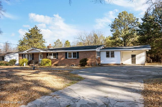 1358 Warrentown Road, Snow Hill, NC 28580