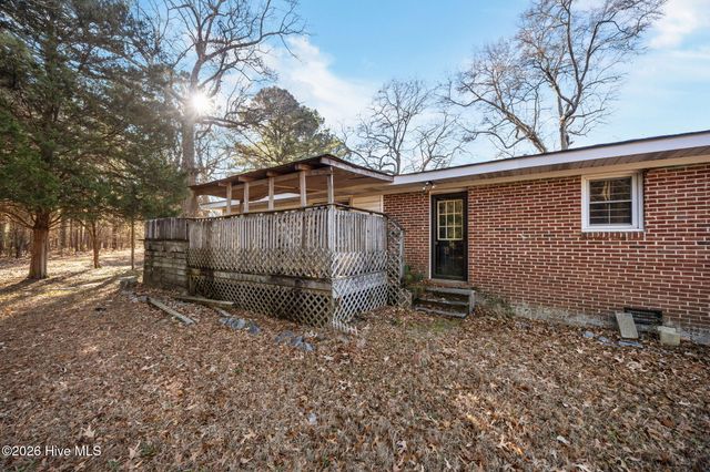 1358 Warrentown Road, Snow Hill, NC 28580