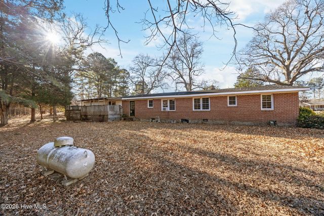 1358 Warrentown Road, Snow Hill, NC 28580