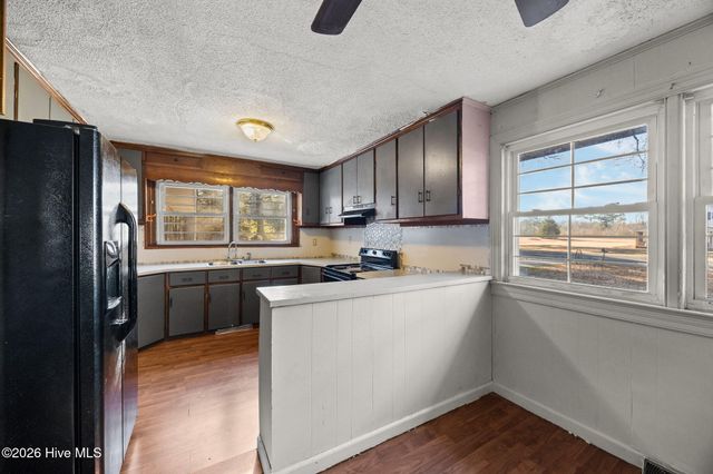 1358 Warrentown Road, Snow Hill, NC 28580