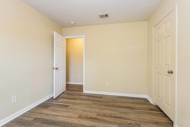 914 Doubletree Glen Drive, Houston, TX 77073