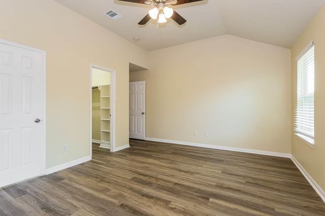 914 Doubletree Glen Drive, Houston, TX 77073
