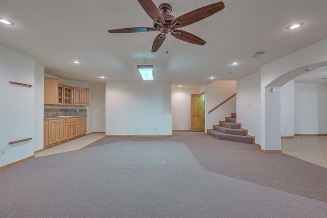 1824 Calle Del Vista Road NW, Albuquerque, NM 87105