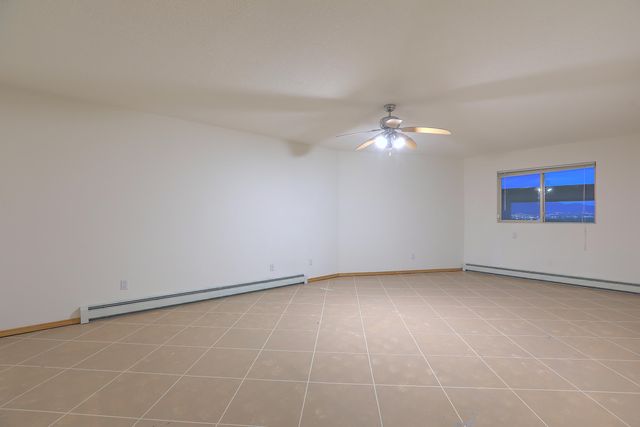 1824 Calle Del Vista Road NW, Albuquerque, NM 87105