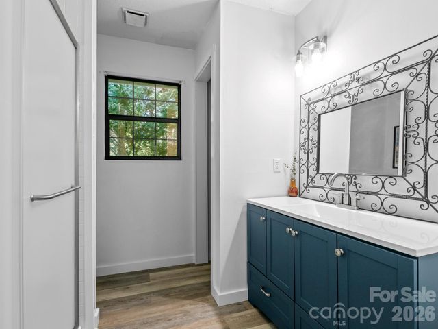 103 Rainbow Lane, Black Mountain, NC 28711
