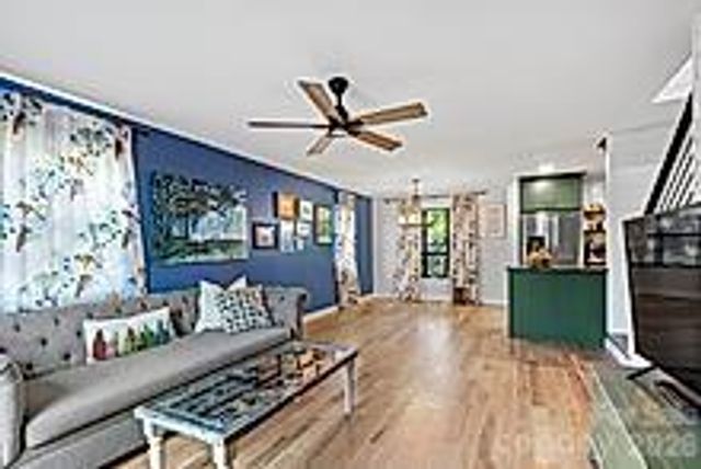 103 Rainbow Lane, Black Mountain, NC 28711