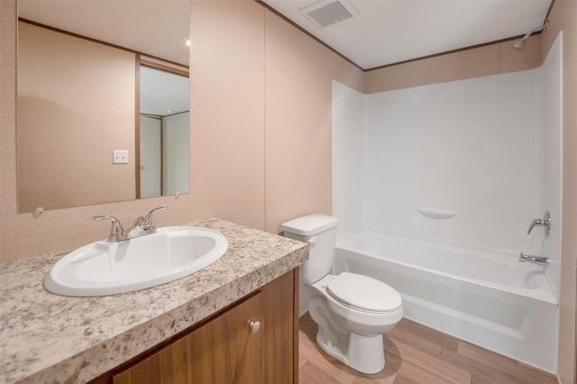 15586 Aspen Drive, Montgomery, TX 77356