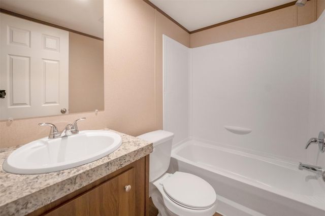 15586 Aspen Drive, Montgomery, TX 77356