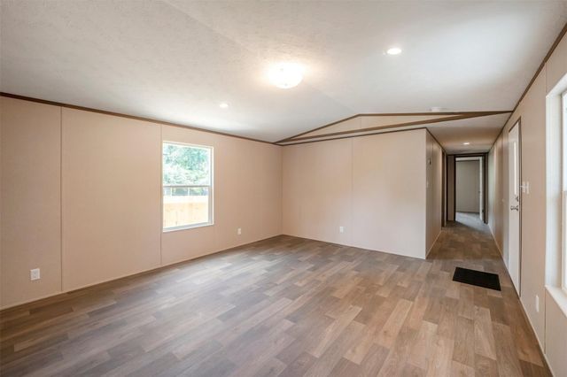 15586 Aspen Drive, Montgomery, TX 77356