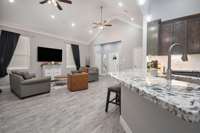 605 Little Spring Court, Anahuac, TX 77514