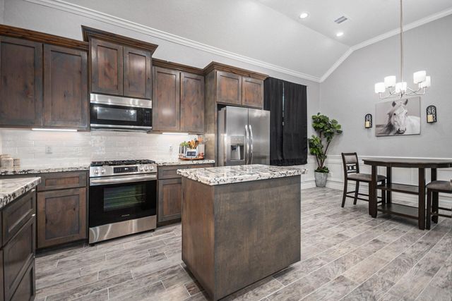 605 Little Spring Court, Anahuac, TX 77514