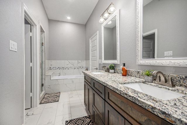 605 Little Spring Court, Anahuac, TX 77514