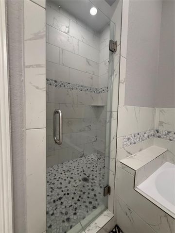 605 Little Spring Court, Anahuac, TX 77514