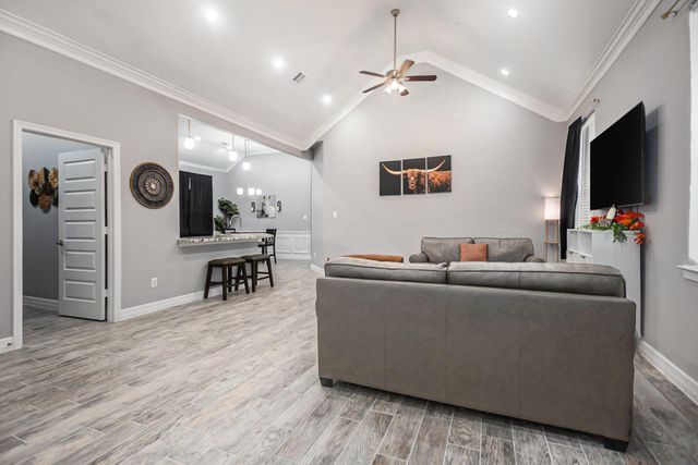 605 Little Spring Court, Anahuac, TX 77514