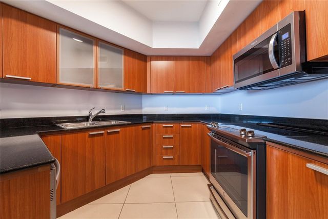 16699 Collins Avenue 4201, Sunny Isles Beach, FL 33160