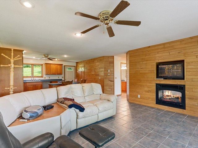 17741 River Road, Crosby, MN 56441