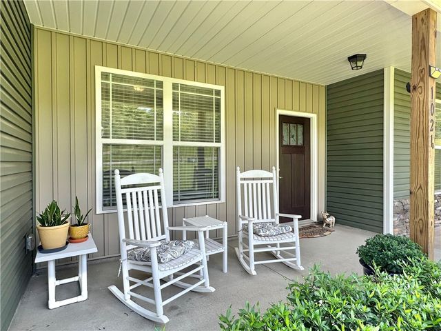 1021 Old Bethlehem School Road, Pickens, SC 29671