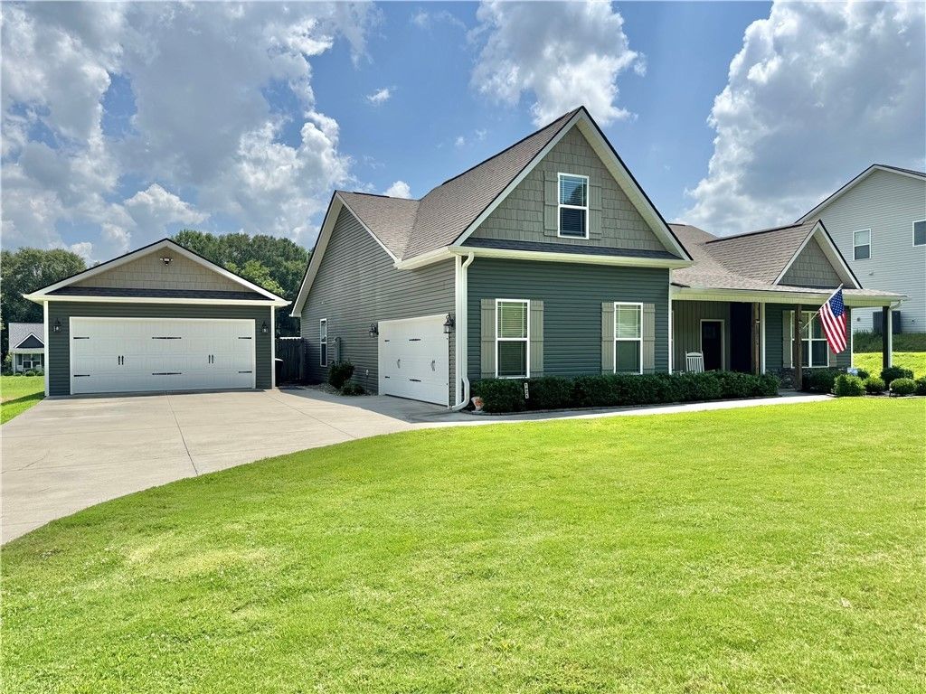 1021 Old Bethlehem School Road, Pickens, SC 29671