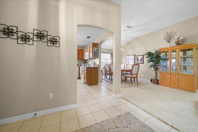 821 SAN SALVADOR DRIVE, The Villages, FL 32159