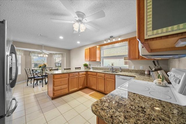 821 SAN SALVADOR DRIVE, The Villages, FL 32159