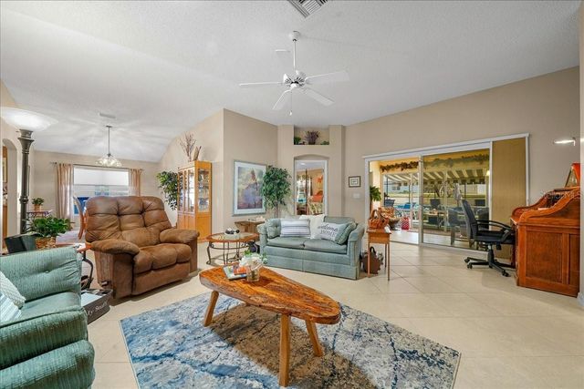 821 SAN SALVADOR DRIVE, The Villages, FL 32159