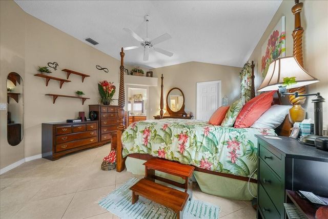 821 SAN SALVADOR DRIVE, The Villages, FL 32159