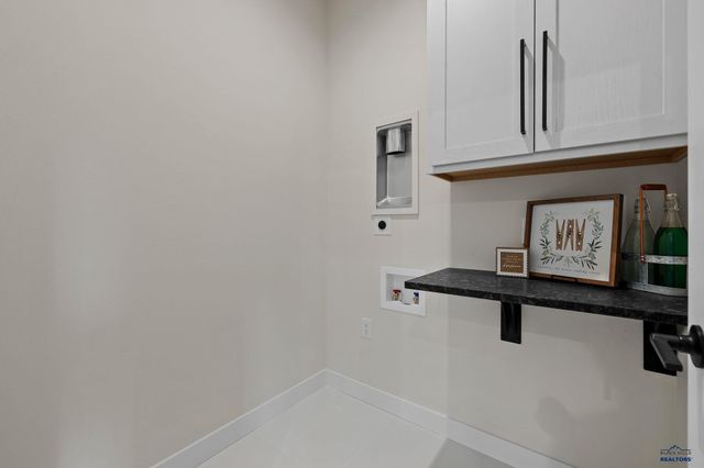 6870 WALLEYE WAY, Black Hawk, SD 57718