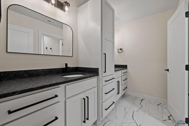 6870 WALLEYE WAY, Black Hawk, SD 57718