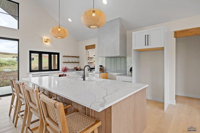 6870 WALLEYE WAY, Black Hawk, SD 57718