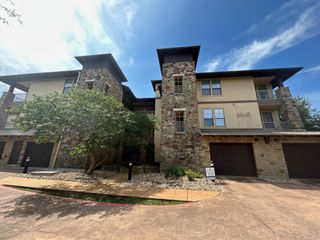 6608 Lantern View DR 202, Jonestown, TX 78645
