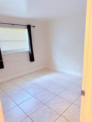 824 SW 12th Ct 826, Fort Lauderdale, FL 33315